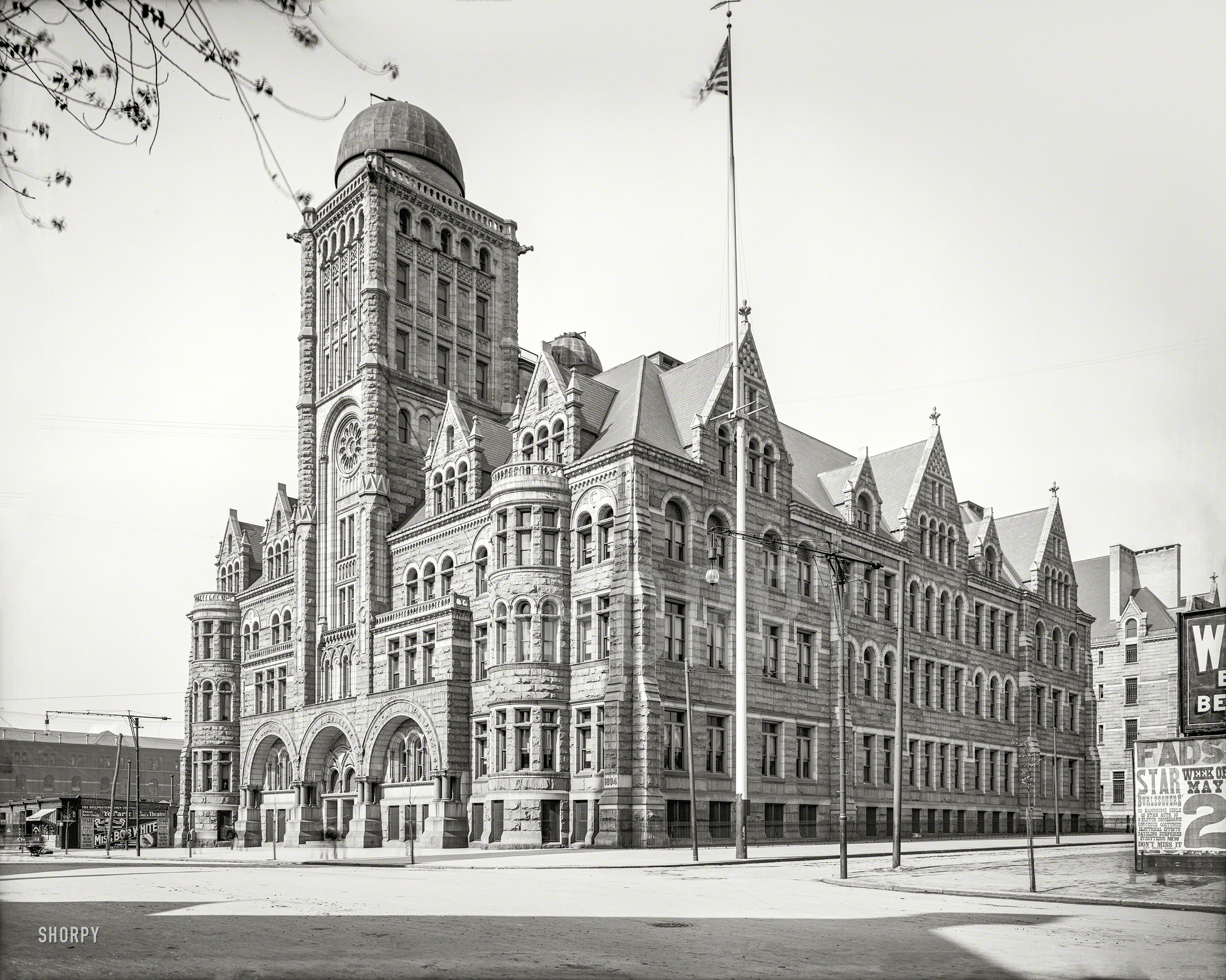 1904 Boys' High School, Philadelphia.jpg