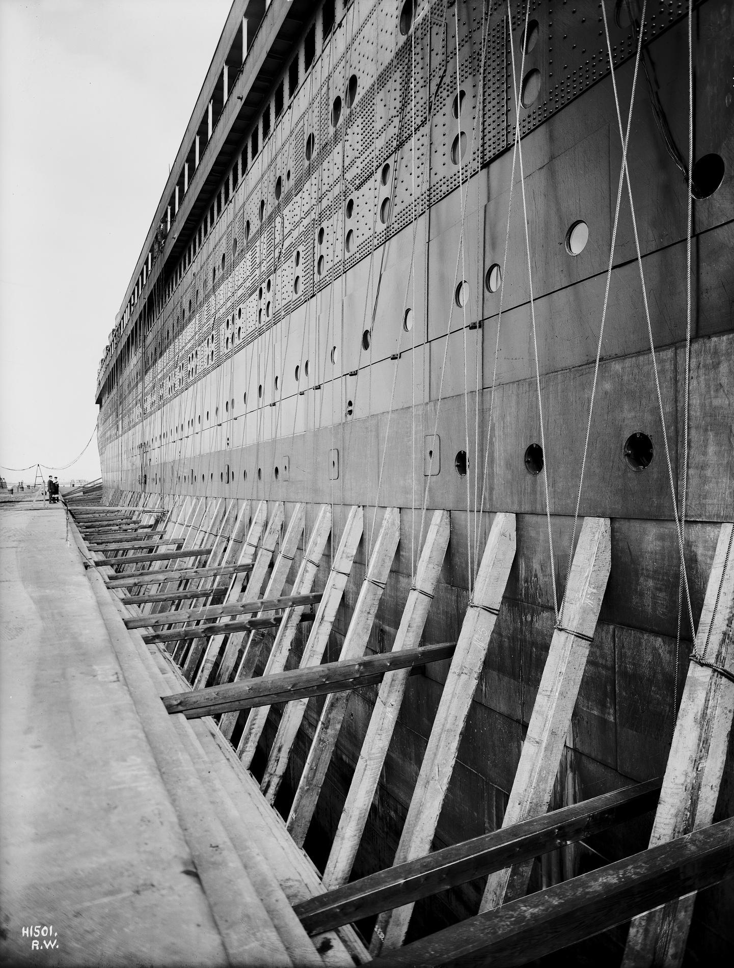 titanic-11.jpg