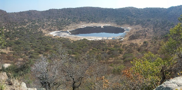 Tswaing_crater.jpg
