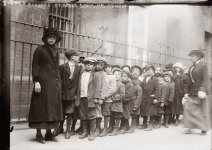 loc-orphans-lined-up-to-go-to-national-horse-show-1913.jpg