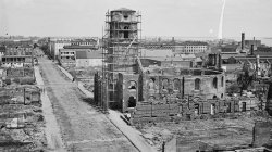 View from Roof of the Mills House, Looking up Meeting Street; Ruins of the Circular Church in Center