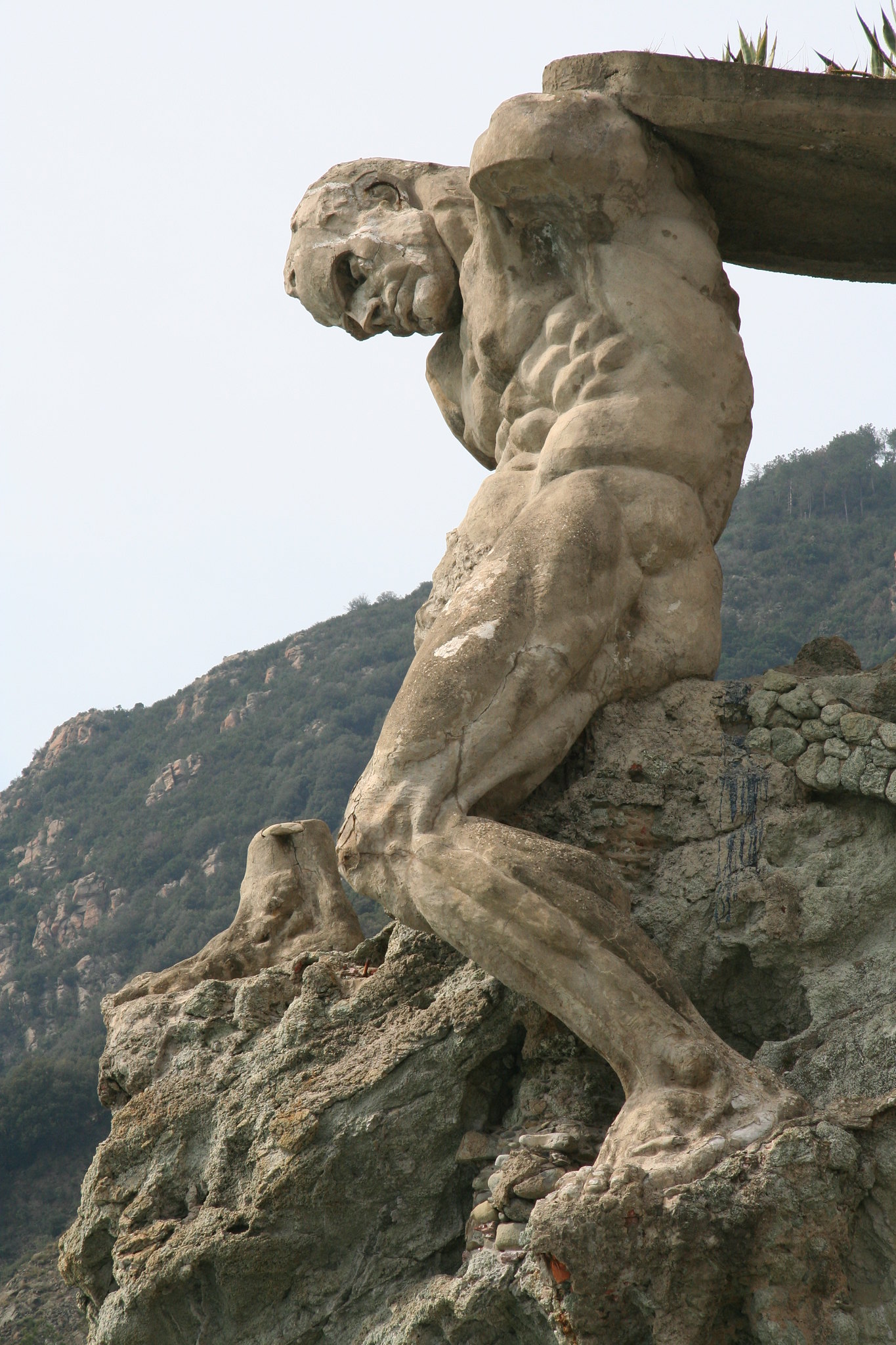 The Giant of Monterosso KD's Stolen History Blog
